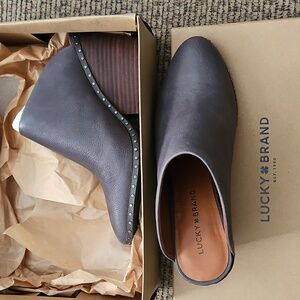 Lucky Brand Salza Gray genuine leather booties classic S 8.5 NIB